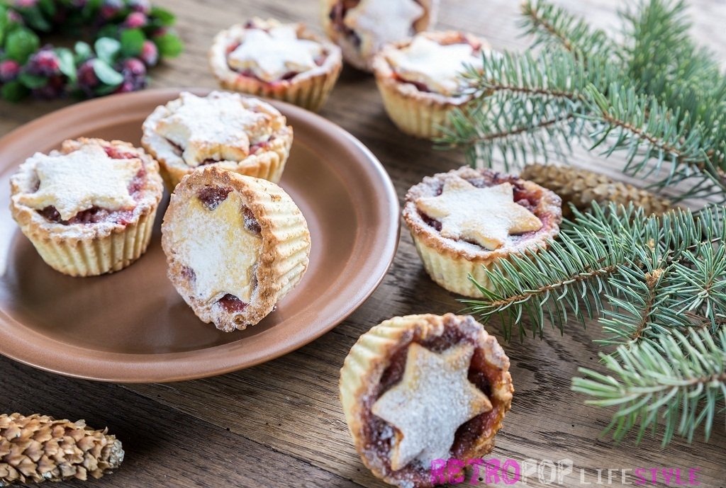 Enjoy Festive Dinner on Christmas Eve 