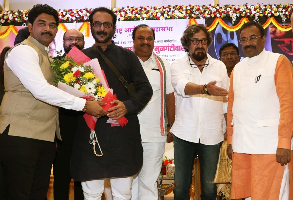 Mudda Rajendra Mahesh Manjrekar, Mahima Chaudhary at the trailer launch of Marathi ...
