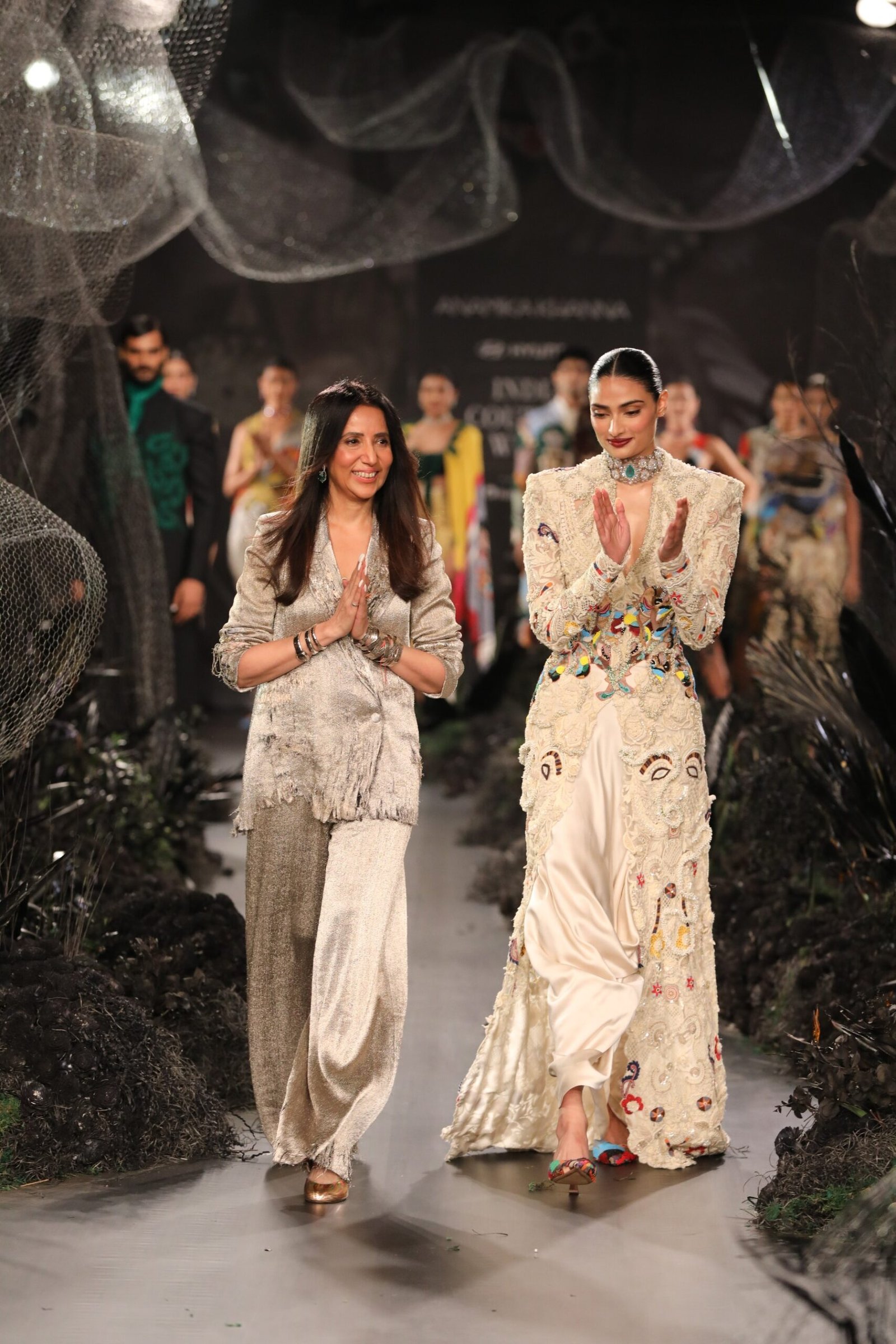 Unmissable Moments: Hyundai India Couture Week 2025, Delhi'S Style Statement. - d8ylb25