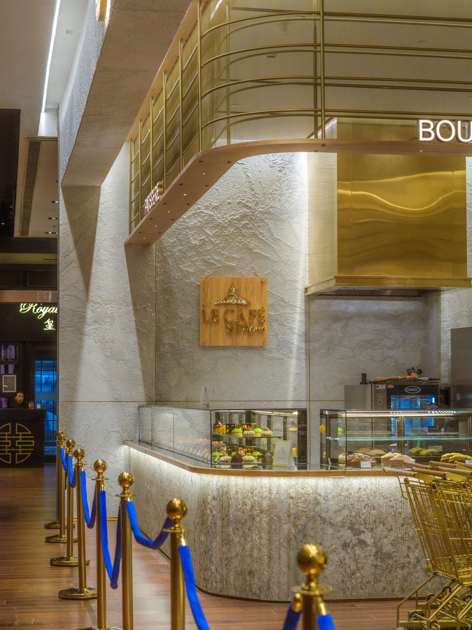 L’Opéra Unveils Le Café - Retropoplifestyle